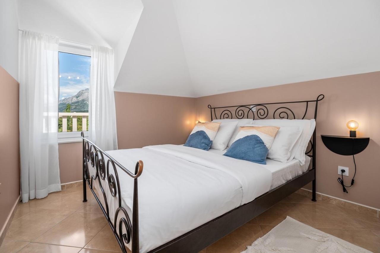 Villa Lux Promajna Exteriér fotografie